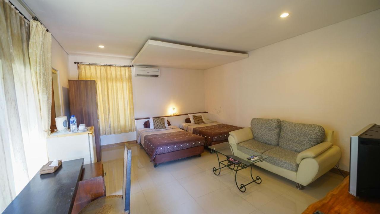 Alit Beach Resort And Villas Санур Экстерьер фото