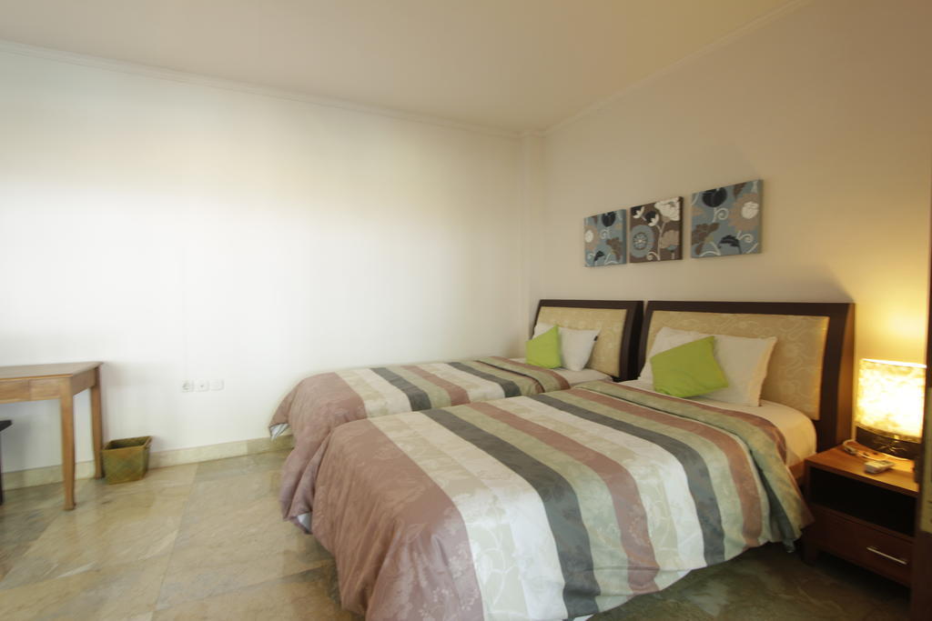 Alit Beach Resort And Villas Санур Номер фото