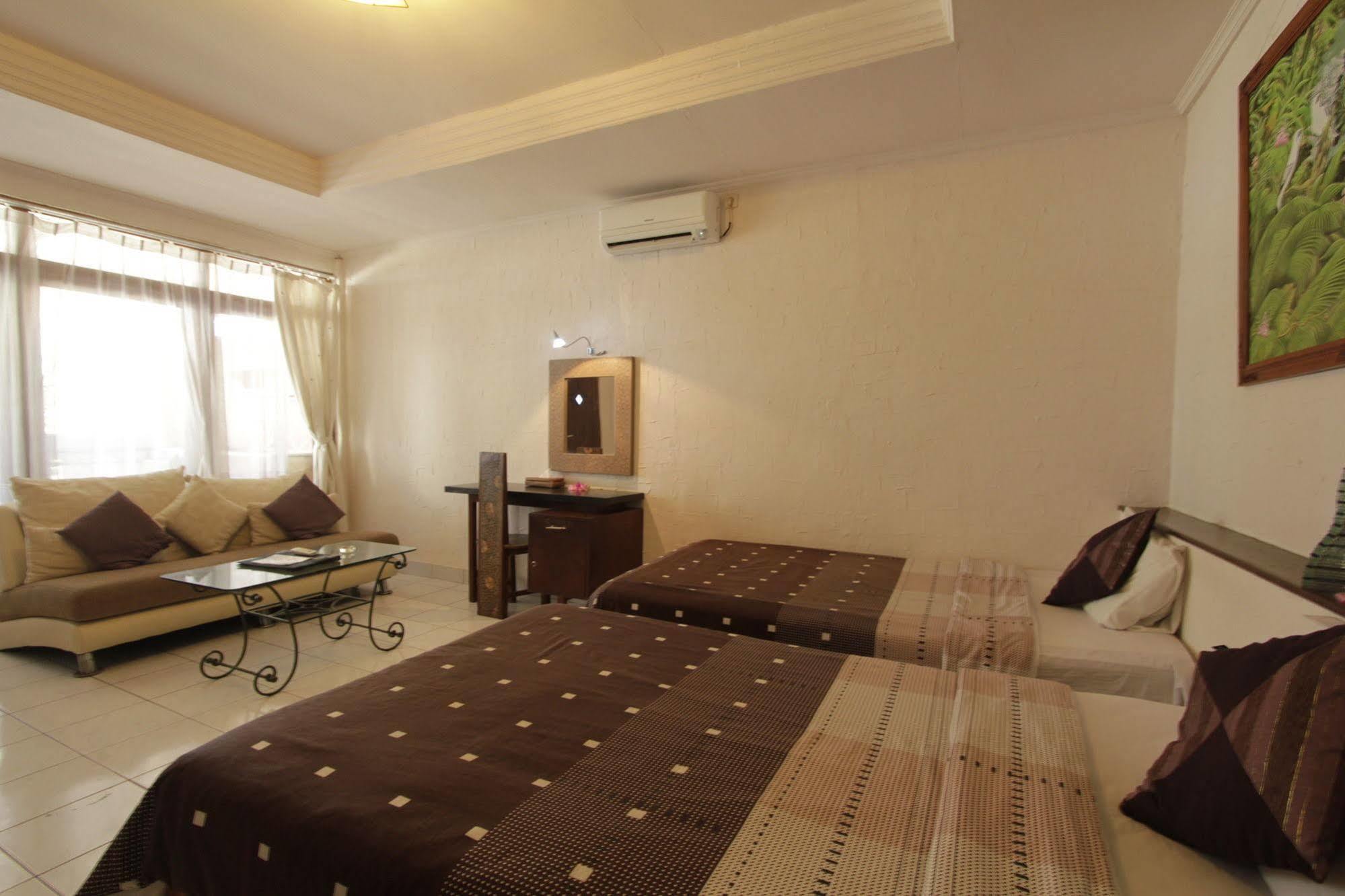 Alit Beach Resort And Villas Санур Экстерьер фото