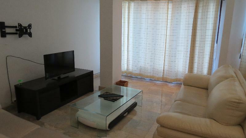 Alit Beach Resort And Villas Санур Экстерьер фото